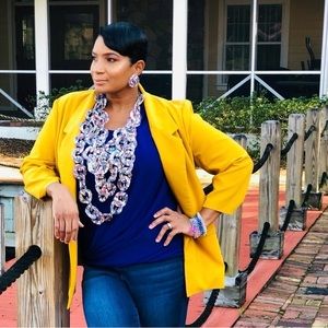 Soft multicolor necklace and earrings set